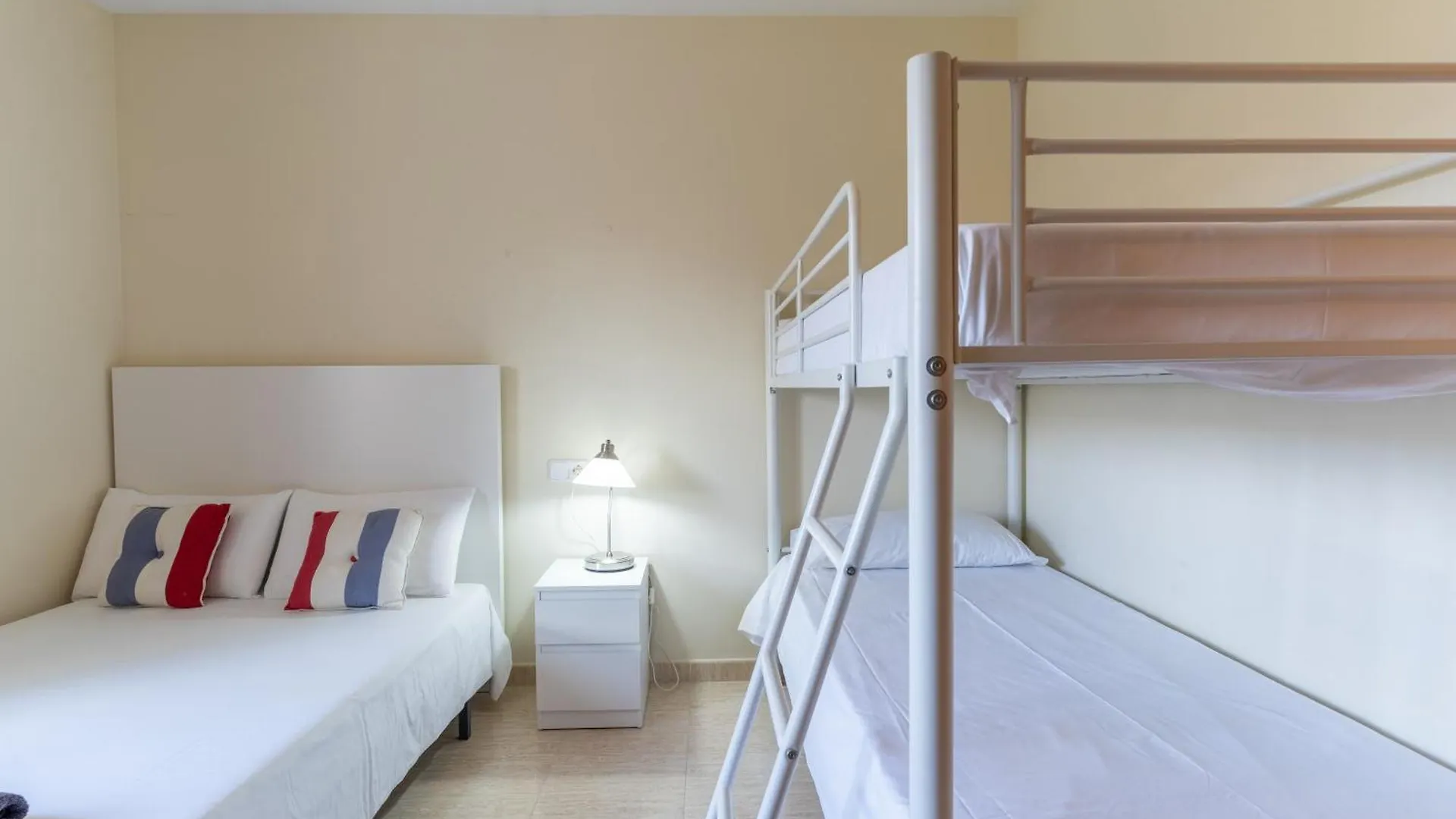 Trendyhomes Aguadulce Playa España
